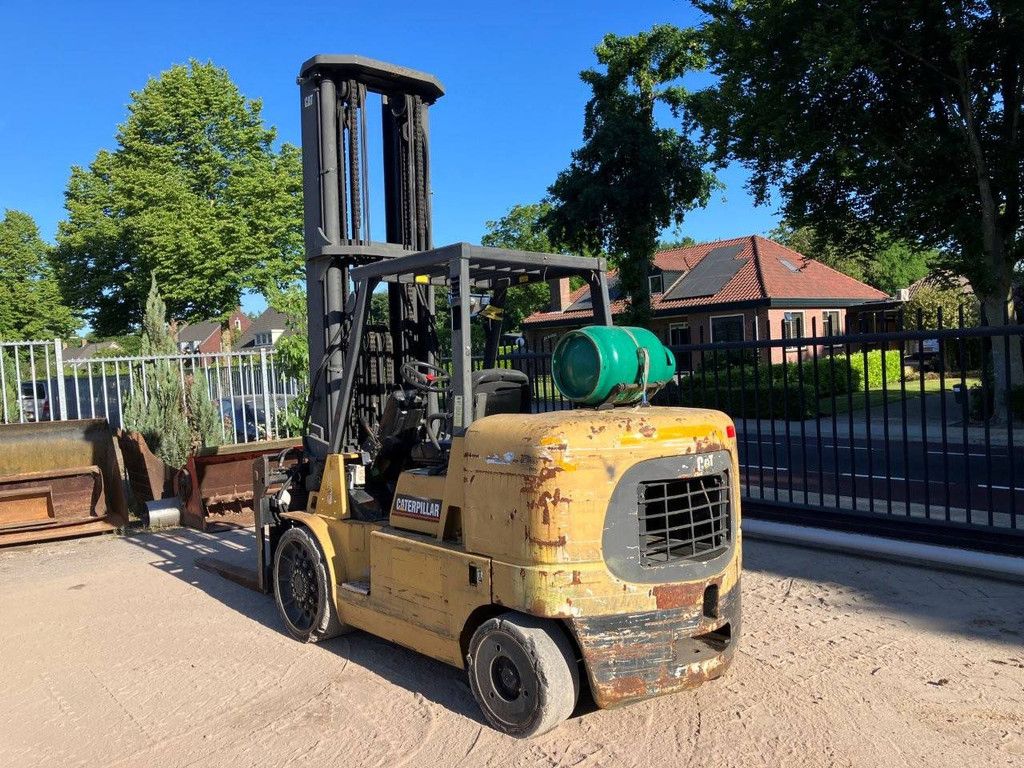 Gabelstapler Caterpillar GC60K Treibgas 6000kg 2000