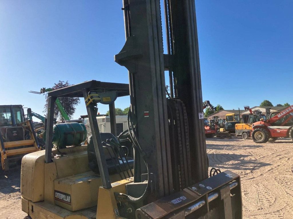 Gabelstapler Caterpillar GC60K Treibgas 6000kg 2000