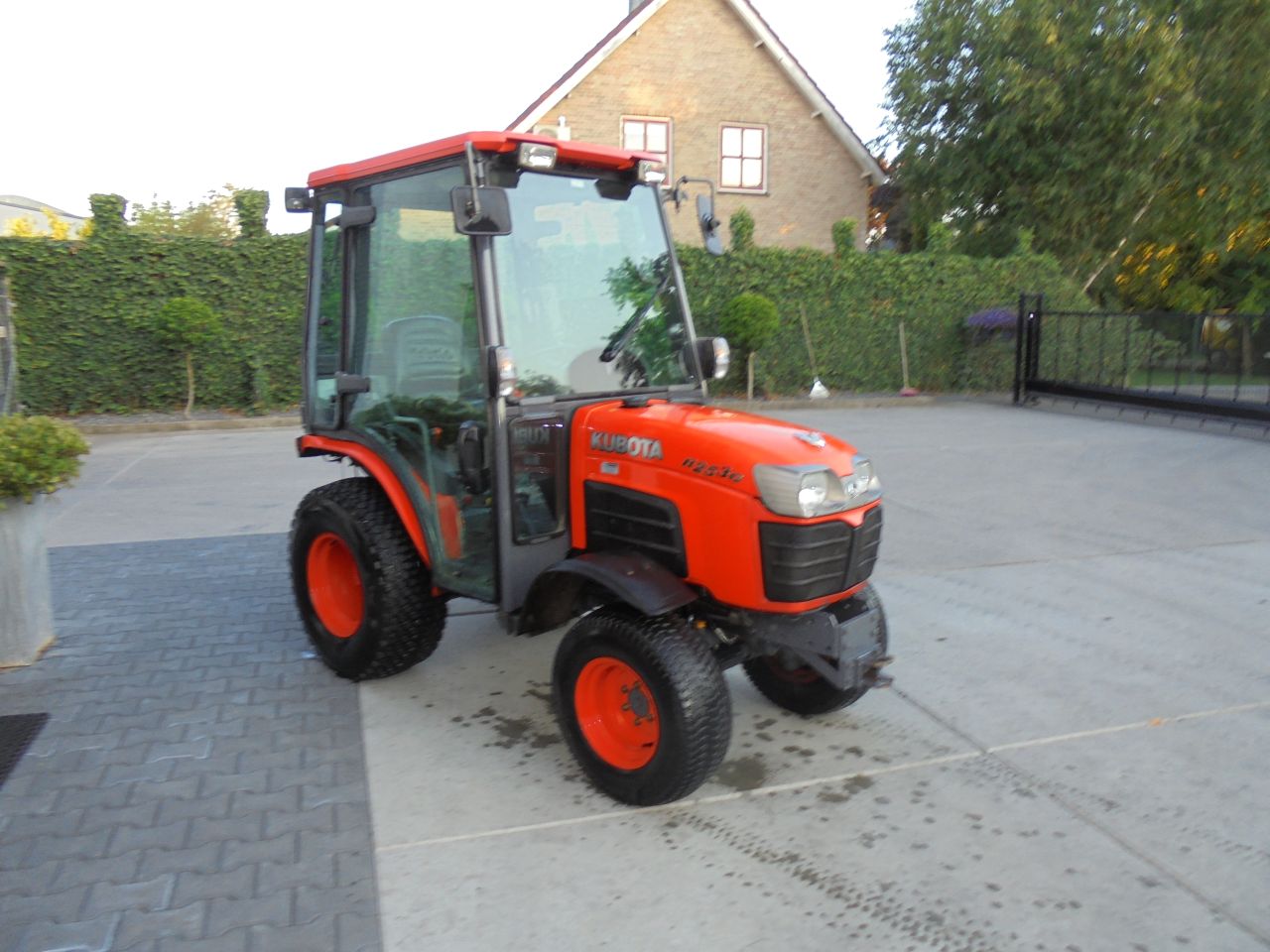 Kubota B2530,airco/bi speed