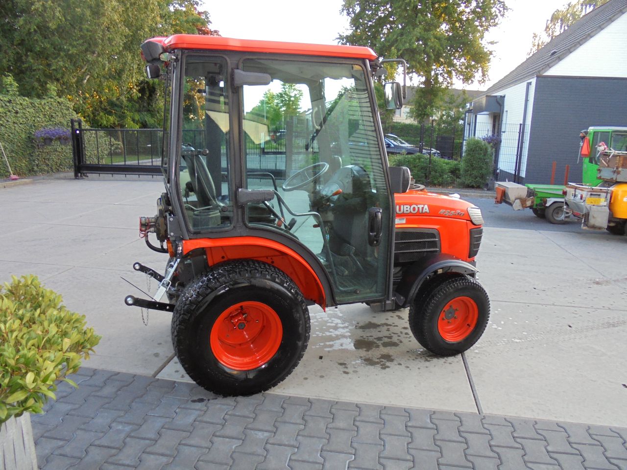 Kubota B2530,airco/bi speed