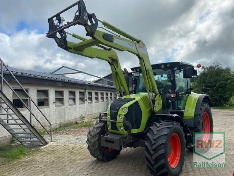 Claas Arion 530
