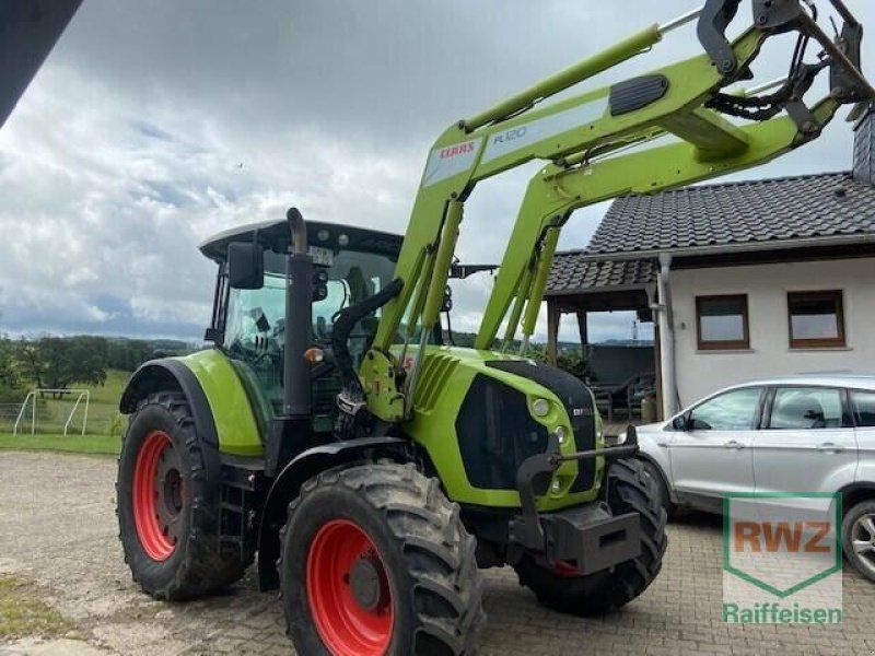 Claas Arion 530