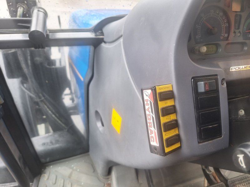 New Holland TL 70