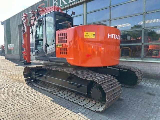 Hitachi Zaxis 225 US LC-3