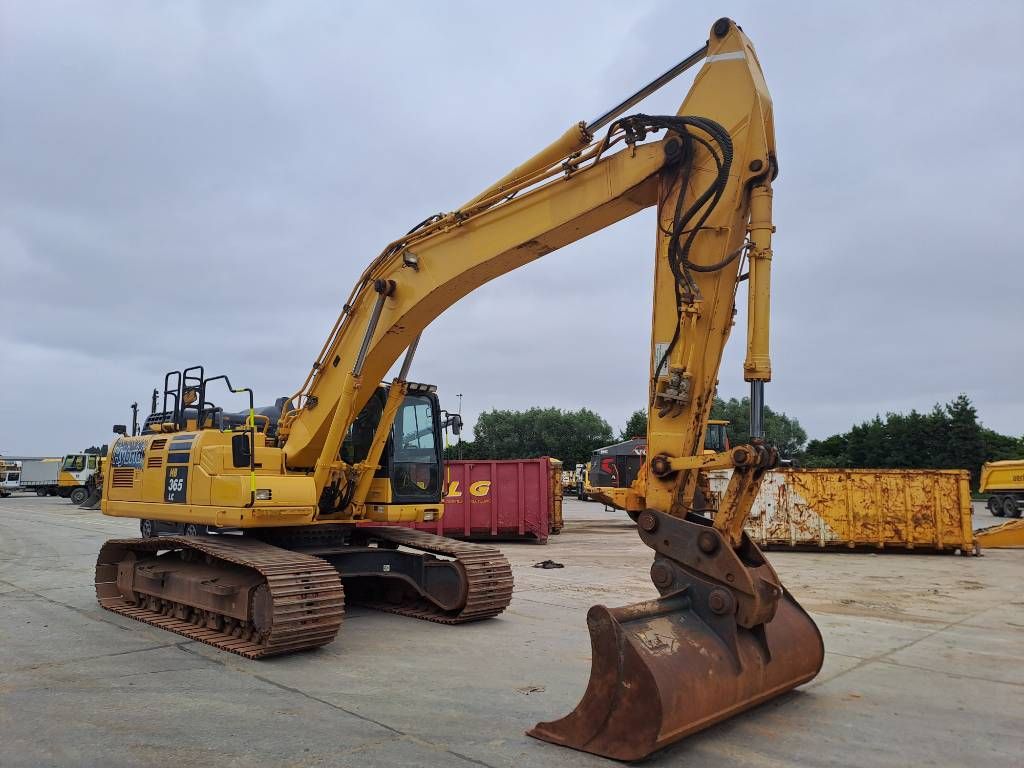 Komatsu HB 365 LC-3 Hybrid