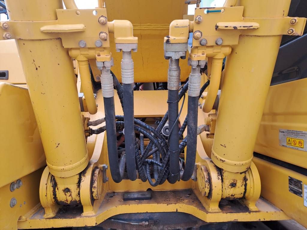 Komatsu HB 365 LC-3 Hybrid