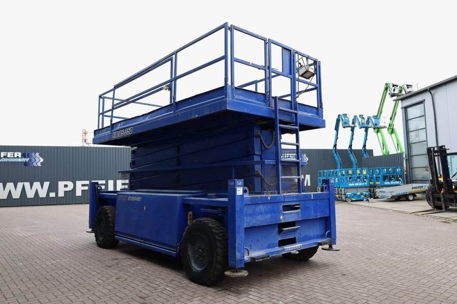 Liftlux SL205-25D4WDS/P Diesel, 4x4 Drive, Hydraulic Deck