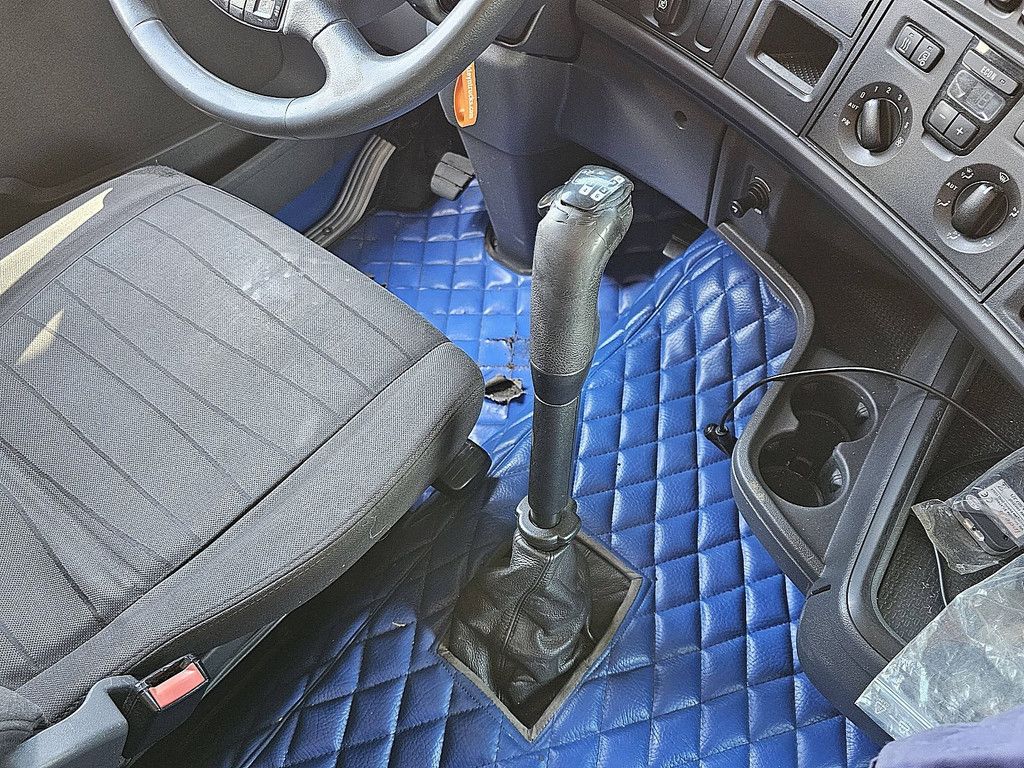 SCANIA R440 pde manual retarder