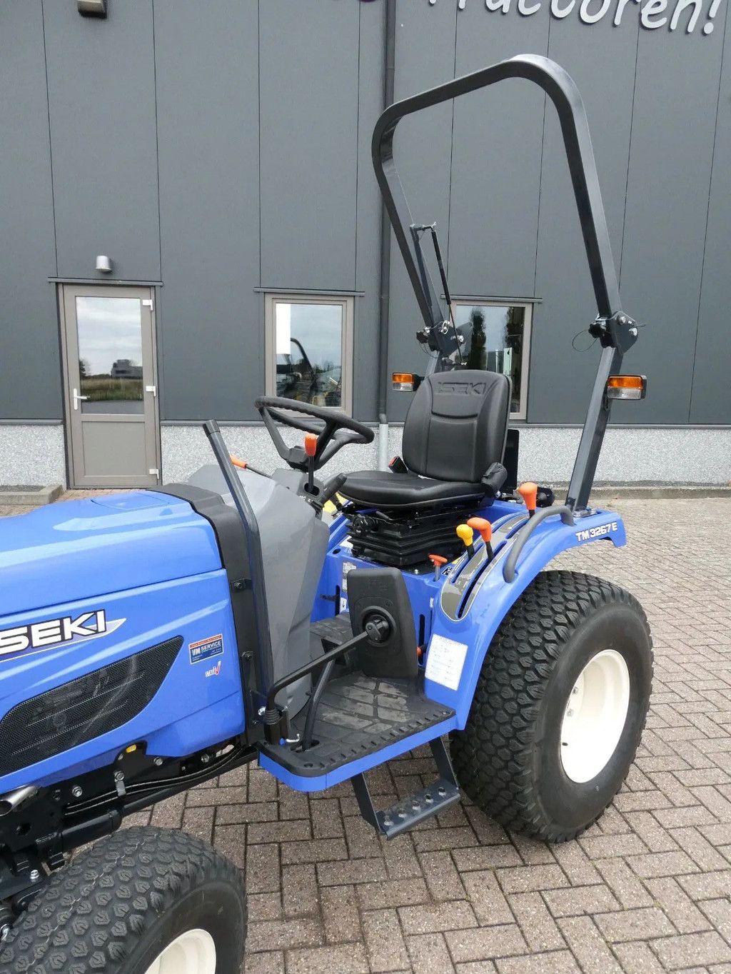 Iseki TM3267E 4wd / 0001 Draaiuren / Actieprijs