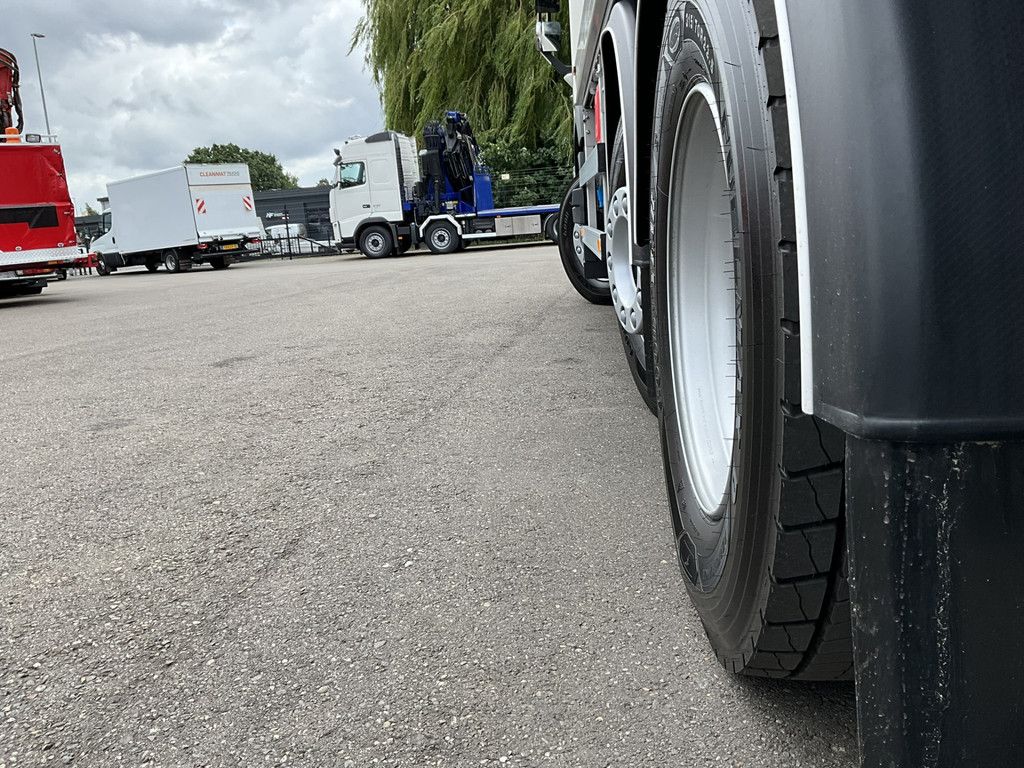 Volvo FM 330 Euro 6 Geesink 20m³ with Welvaarts weighing system