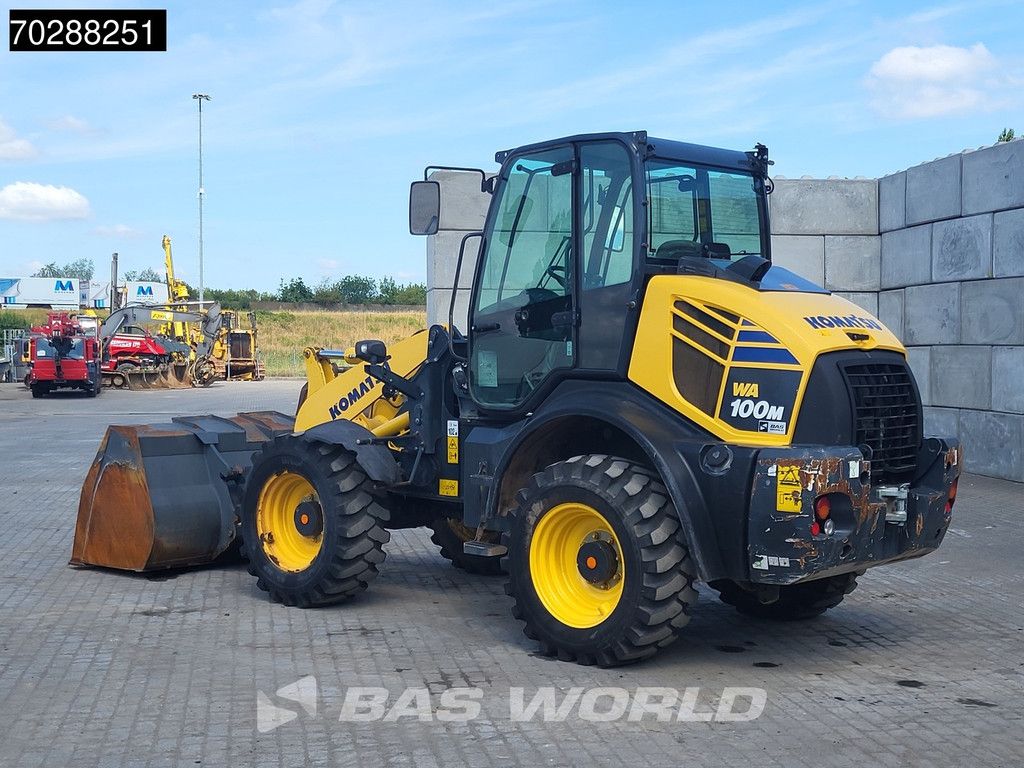 Komatsu WA100M-8E0