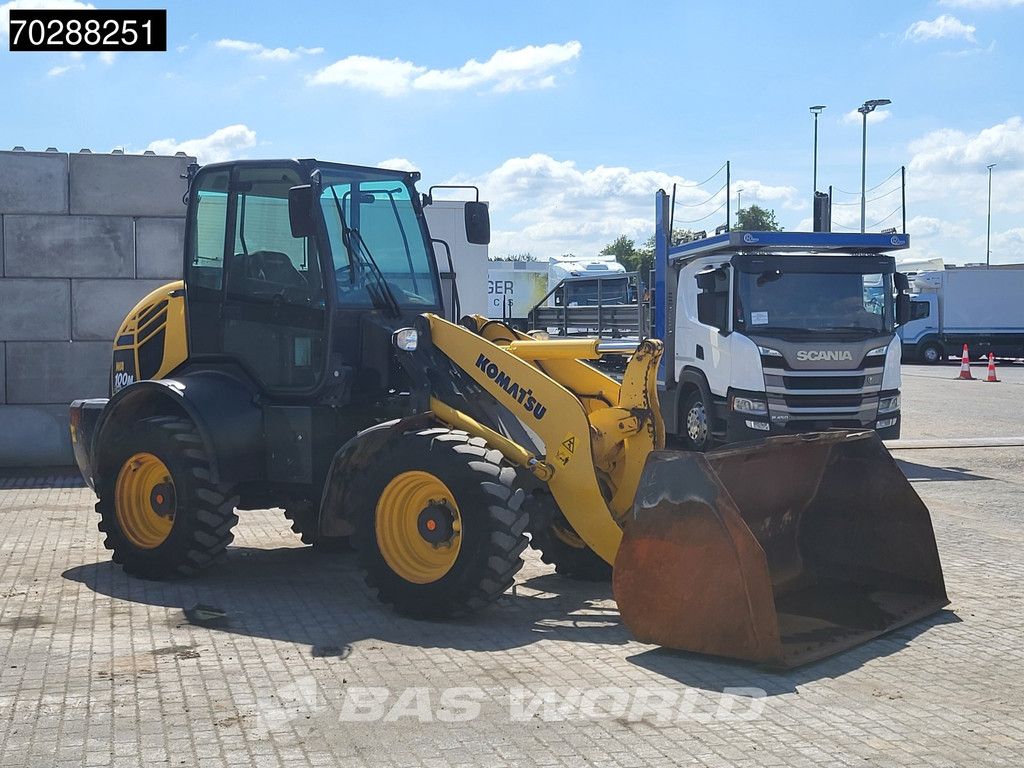 Komatsu WA100M-8E0