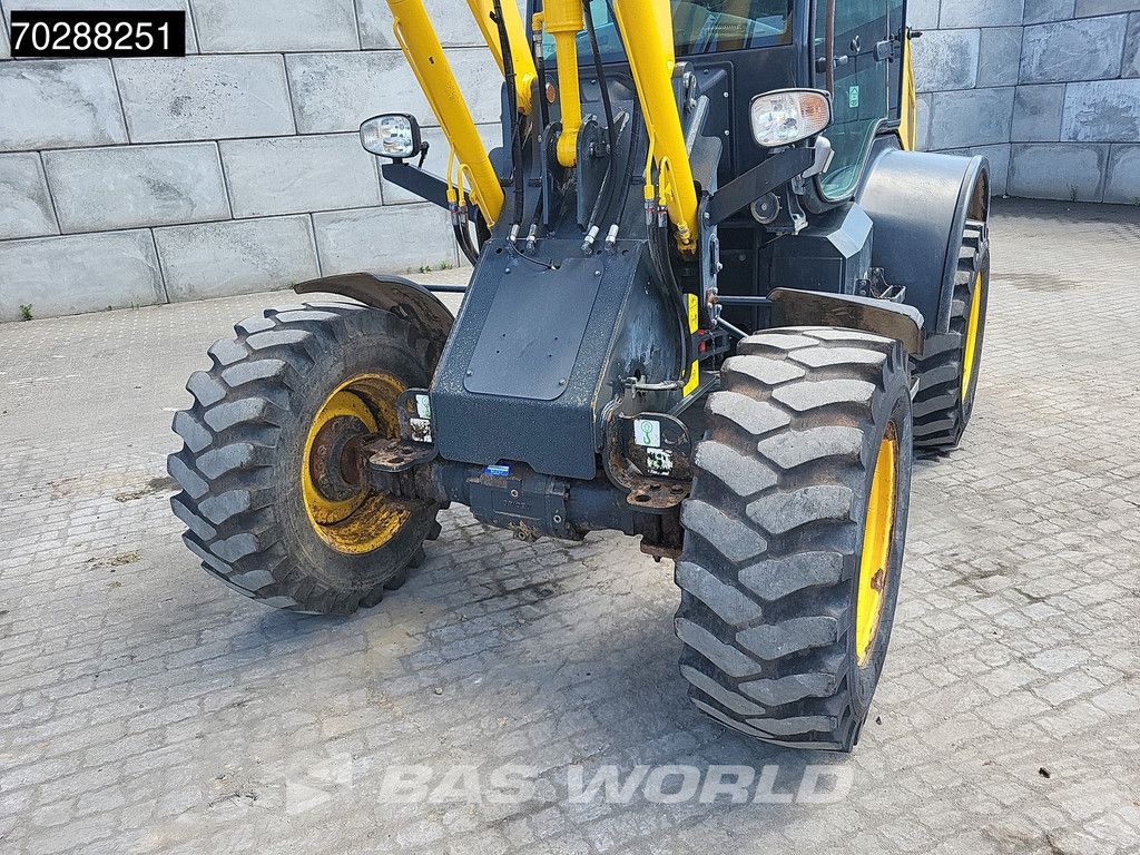 Komatsu WA100M-8E0