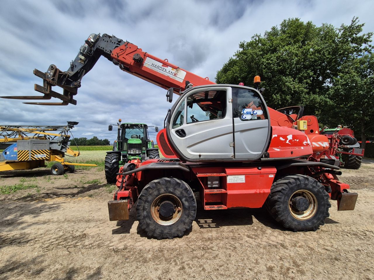 Gebruikte Manitou MRT 2150 roterende verreiker met hefhoogte 21m