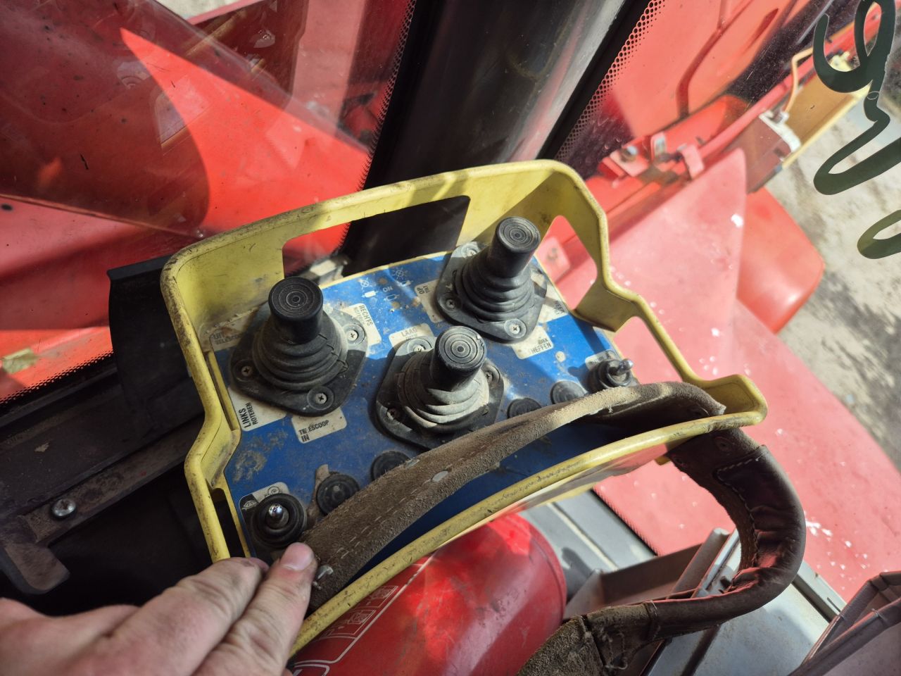 Gebruikte Manitou MRT 2150 roterende verreiker met hefhoogte 21m