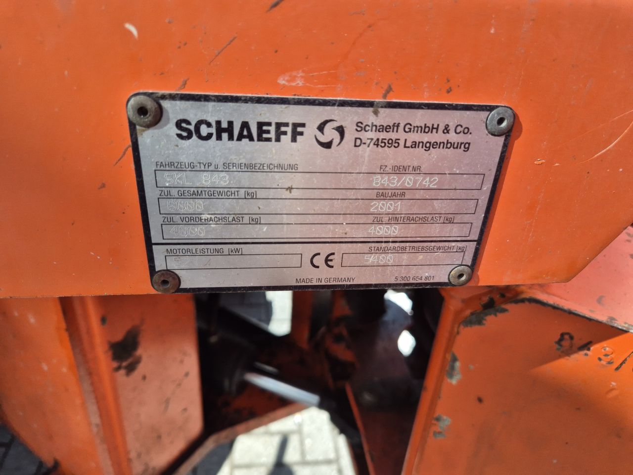 Gebruikte Schaeff SKL843 shovel met cabine