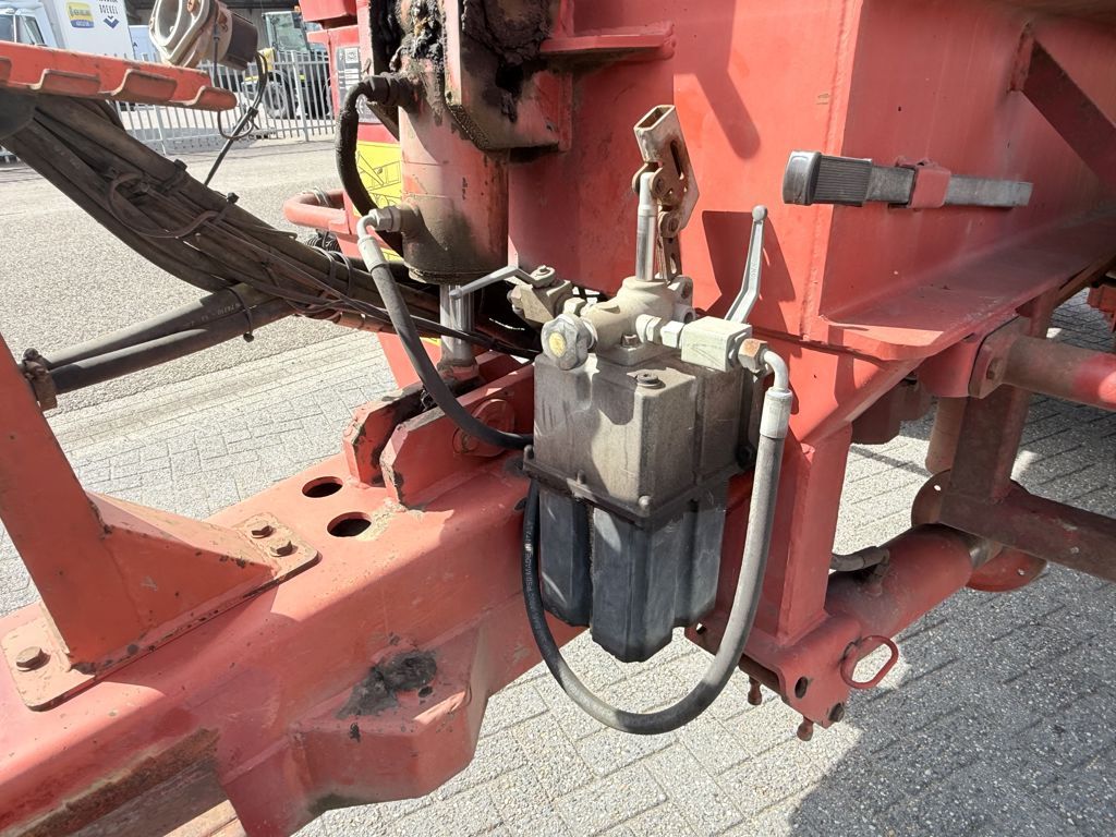 Vaia PH270 Zand kipwagen met afdek luiken