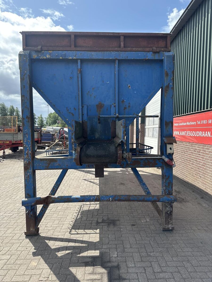 Bunker container met lopende band - Gebruikt