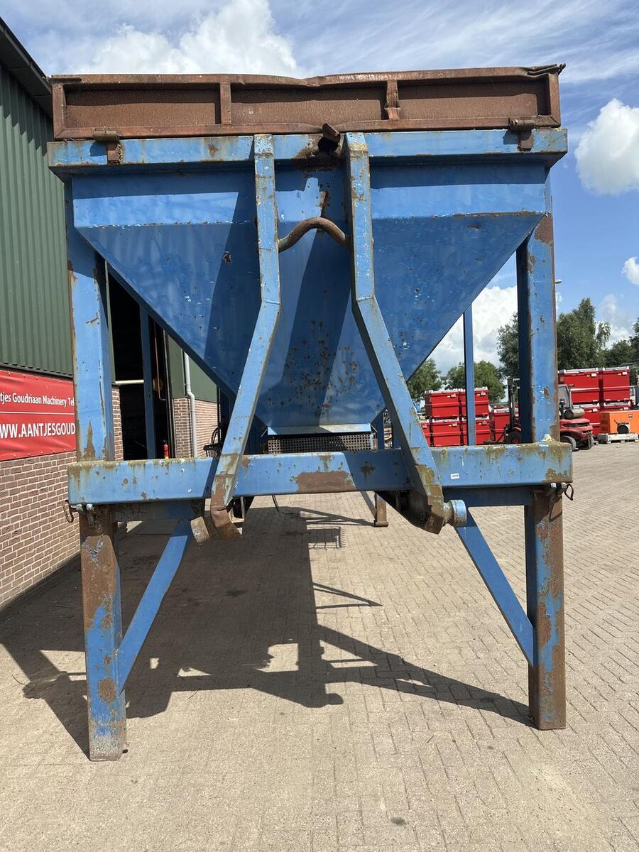 Bunker container met lopende band - Gebruikt