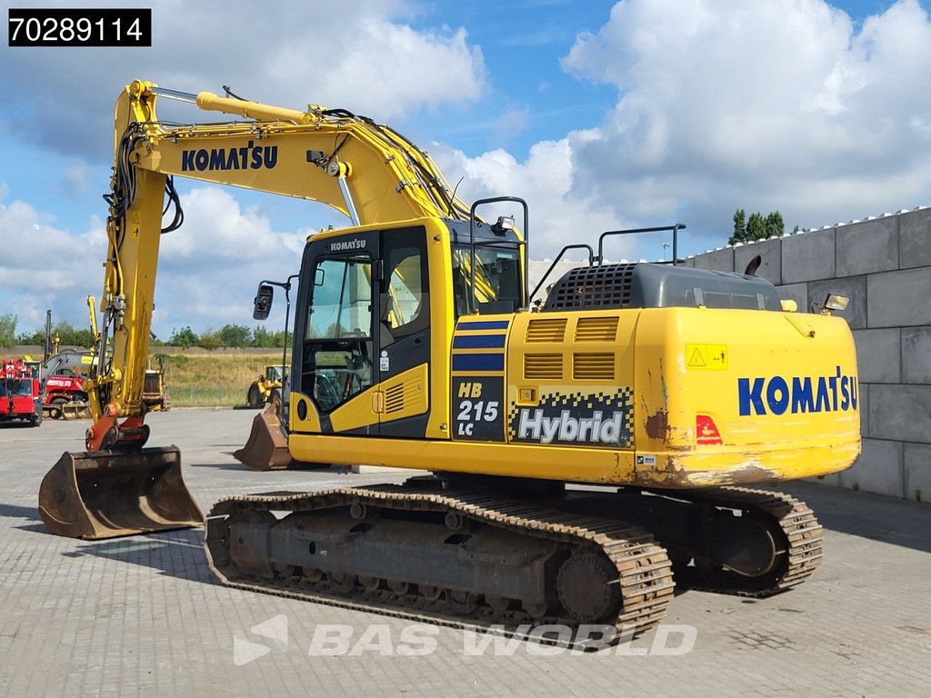 Komatsu HB215 LC -2