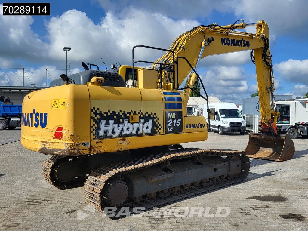 Komatsu HB215 LC -2