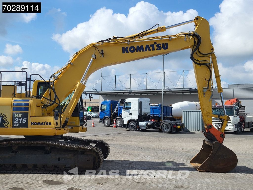 Komatsu HB215 LC -2