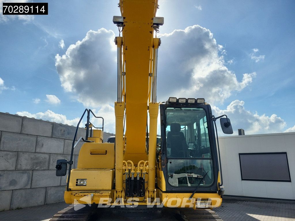 Komatsu HB215 LC -2