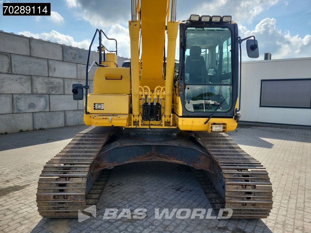 Komatsu HB215 LC -2