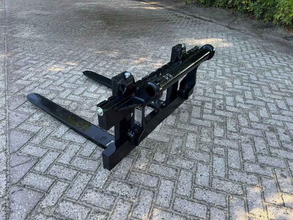 Manitou ongebruikte vorkenborden 4500kg