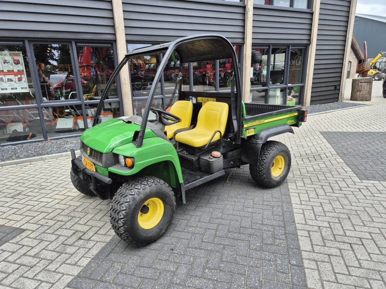 Gebruikte JOHN DEERE GATOR HPX 4 x 4