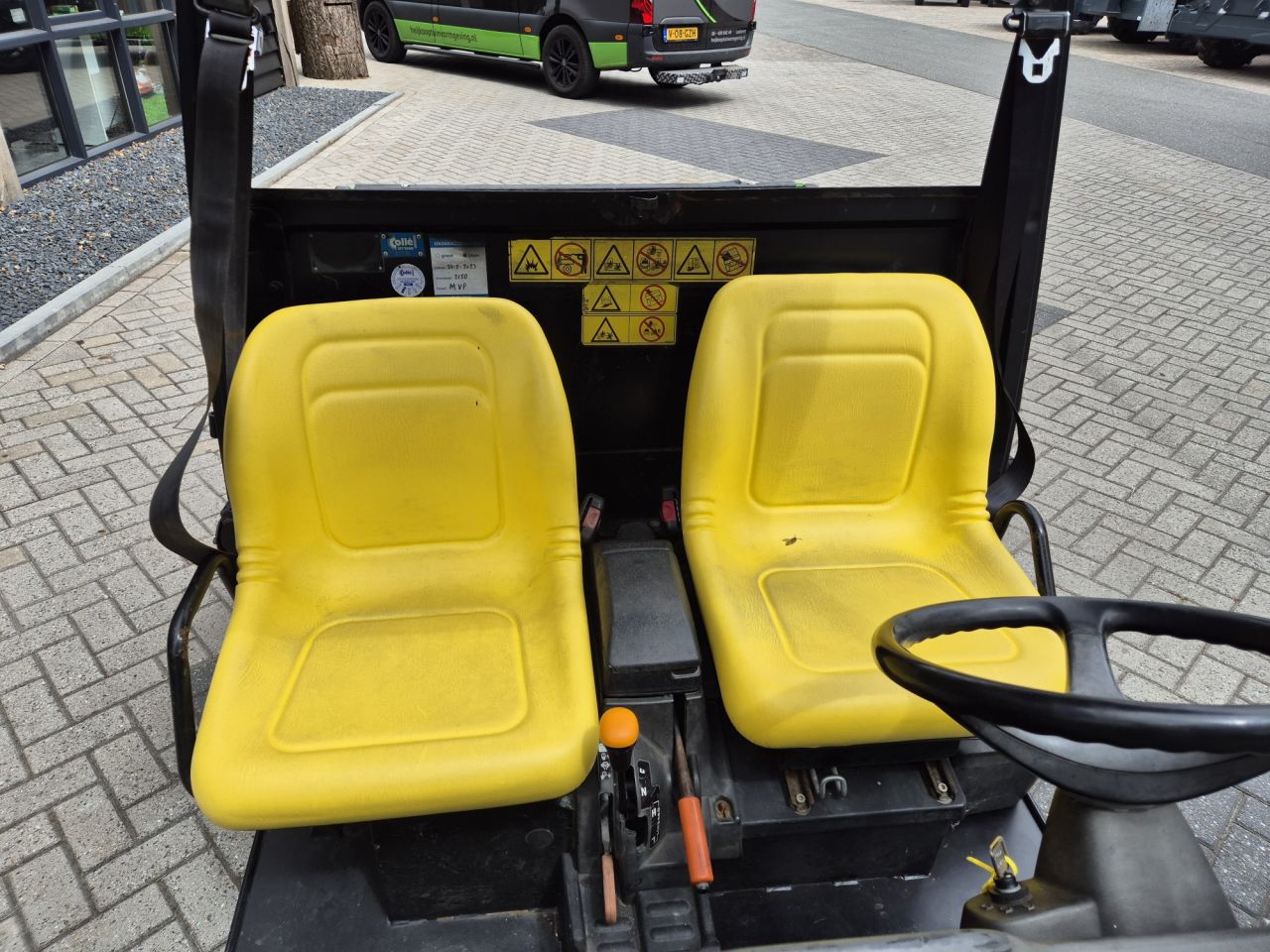 Gebruikte JOHN DEERE GATOR HPX 4 x 4