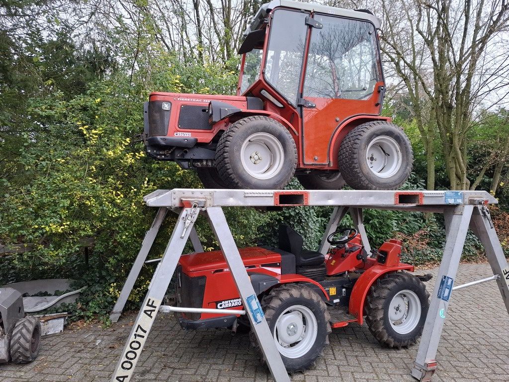 Antonio Carraro Tigretrac 4400 HST