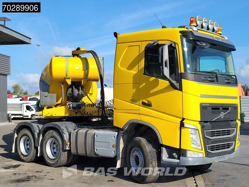 Volvo FH 420 6X4 2x Tanks PTO Hydrauliek Euro 6
