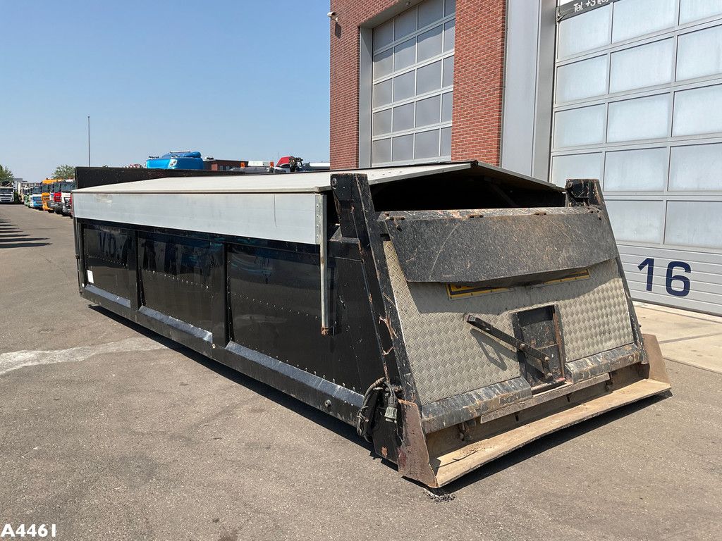 Container 18m³ met milieukleppen