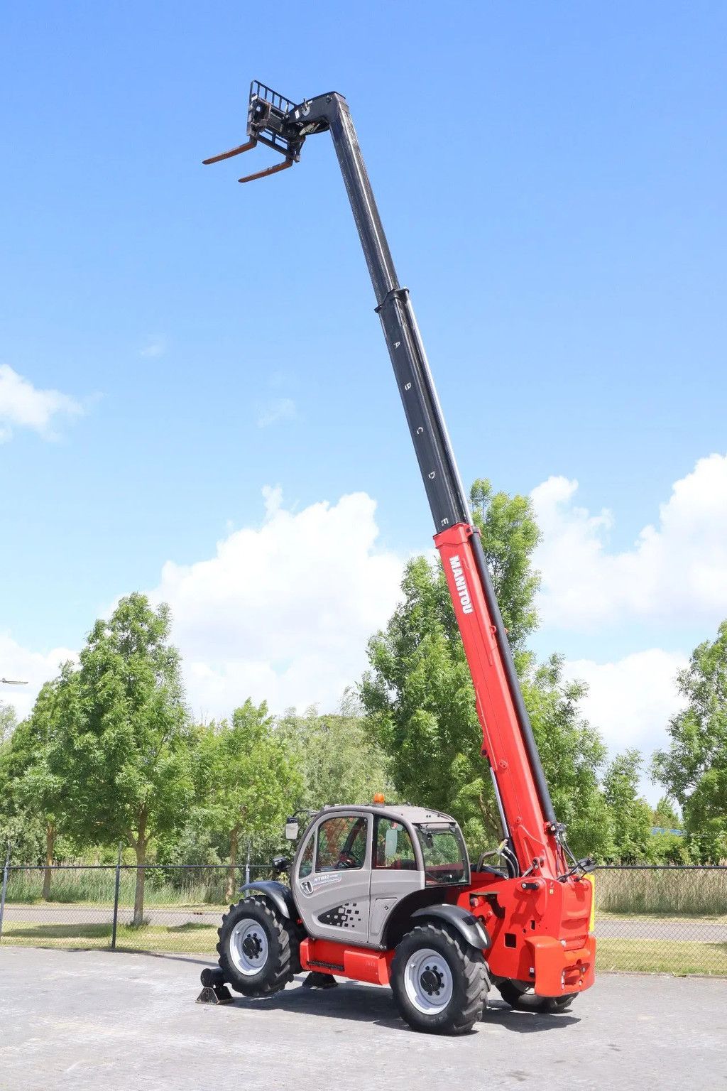 Manitou MT 1335 EASY 75D | FORKS | LOW HOURS