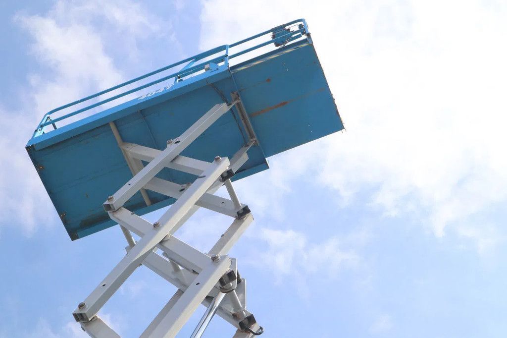 Genie GS-4047 | 14 METER | 350 KG