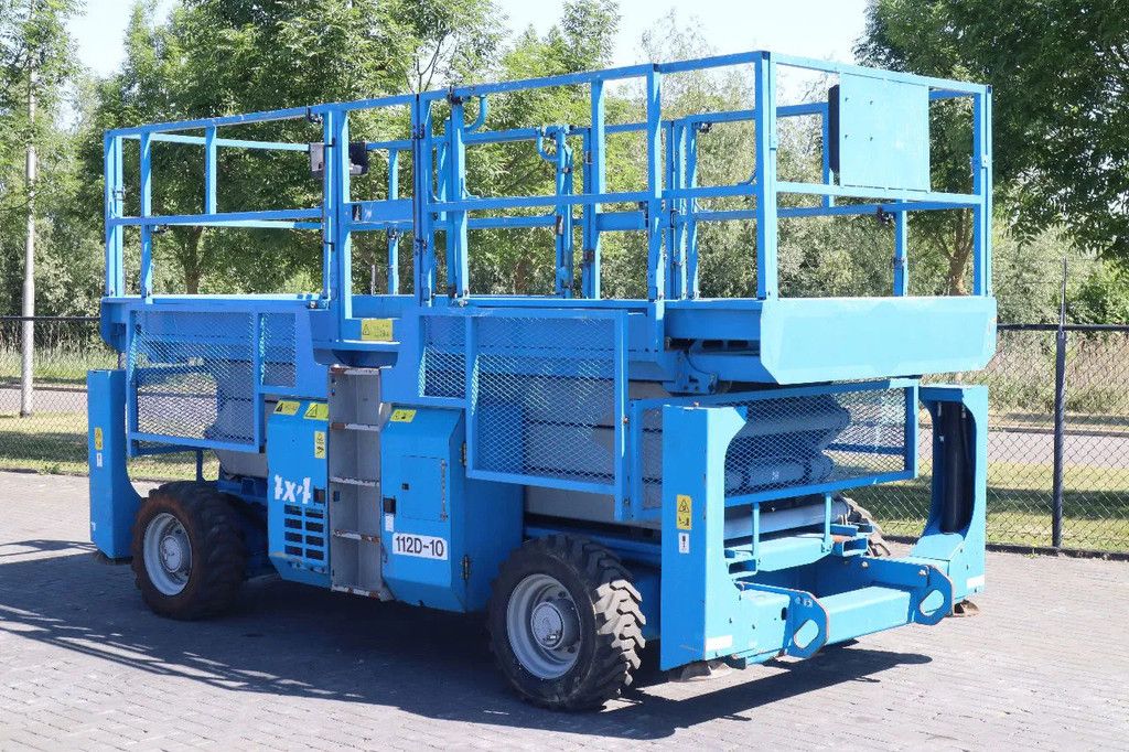 Genie GS-3384 RT | 12 METER | 1.134 KG