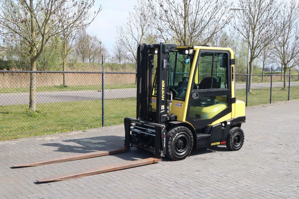 Hyster H2.5 A | BOOM SUSPENSION | SIDESHIFT | FORK EXTENTIONS | FORK POSITIONERS
