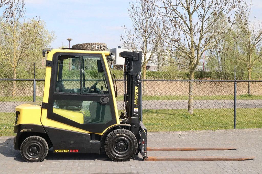 Hyster H2.5 A | BOOM SUSPENSION | SIDESHIFT | FORK EXTENTIONS | FORK POSITIONERS