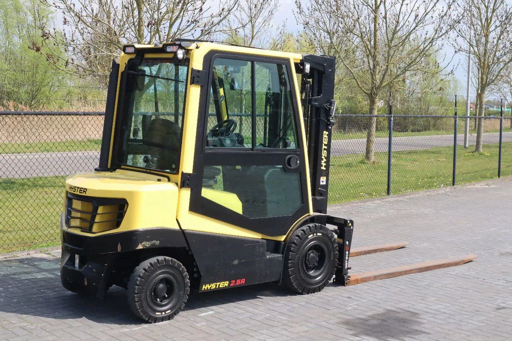 Hyster H2.5 A | BOOM SUSPENSION | SIDESHIFT | FORK EXTENTIONS | FORK POSITIONERS