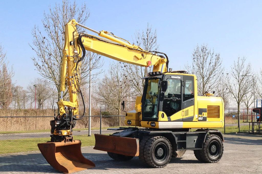 Komatsu PW160-11 | ENGCON TILTROTATOR | BUCKET | TRAILER HYDR.