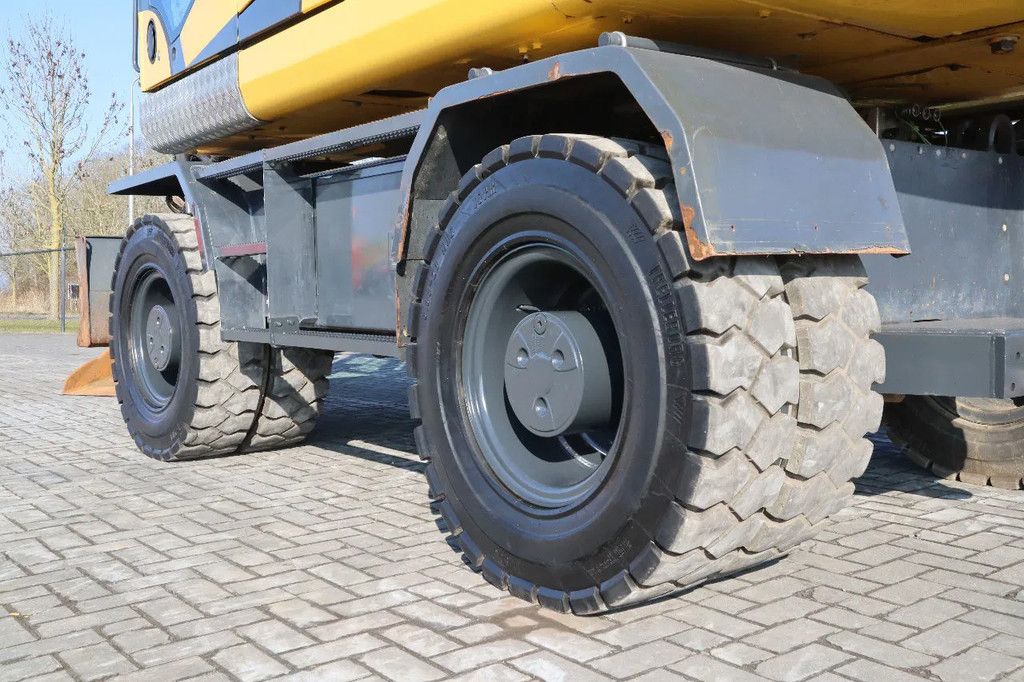 Komatsu PW160-11 | ENGCON TILTROTATOR | BUCKET | TRAILER HYDR.