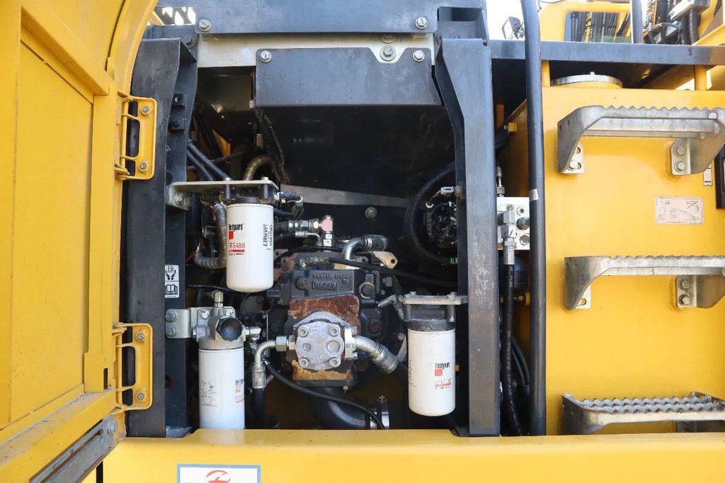 Komatsu PW160-11 | ENGCON TILTROTATOR | BUCKET | TRAILER HYDR.