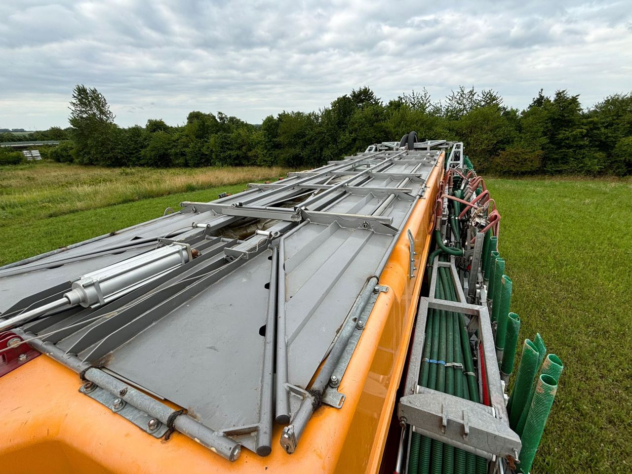 VREDO VT7138-3 + Vogelsang SwingMax 36meter