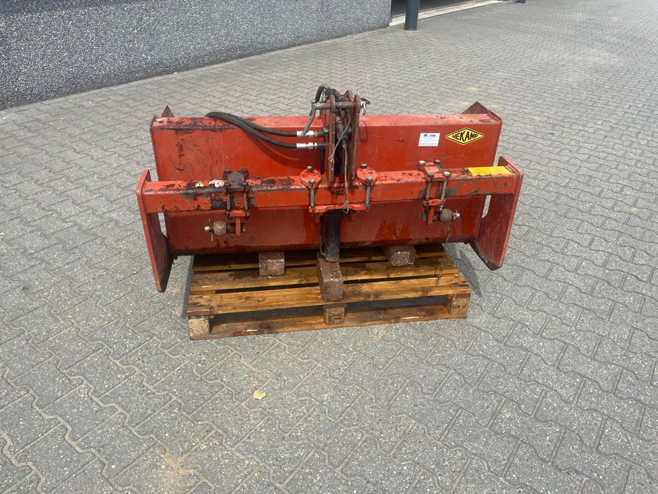Hekamp 125cm grondbak met hydraulisch kipcilinder