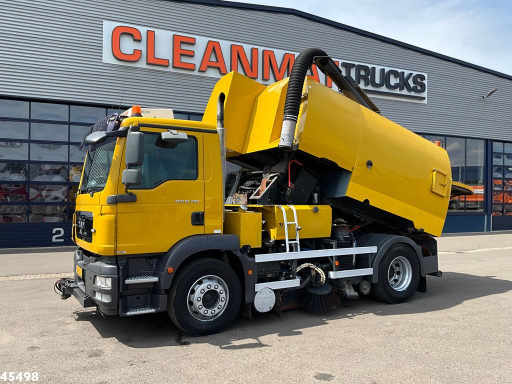 MAN TGM 18.290 4x2 Johnston Beam VT 800 Left and right sweeper