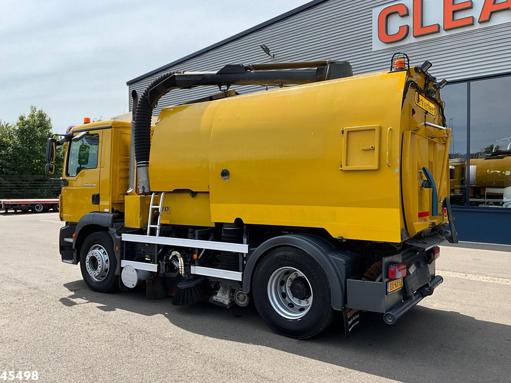 MAN TGM 18.290 4x2 Johnston Beam VT 800 Left and right sweeper