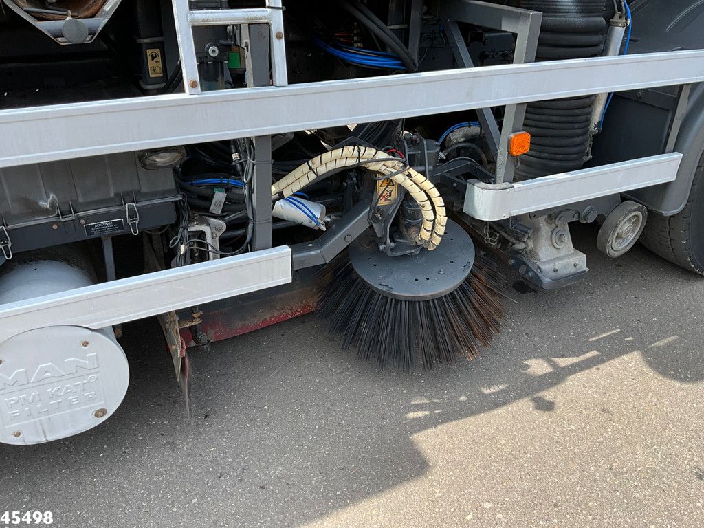 MAN TGM 18.290 4x2 Johnston Beam VT 800 Left and right sweeper