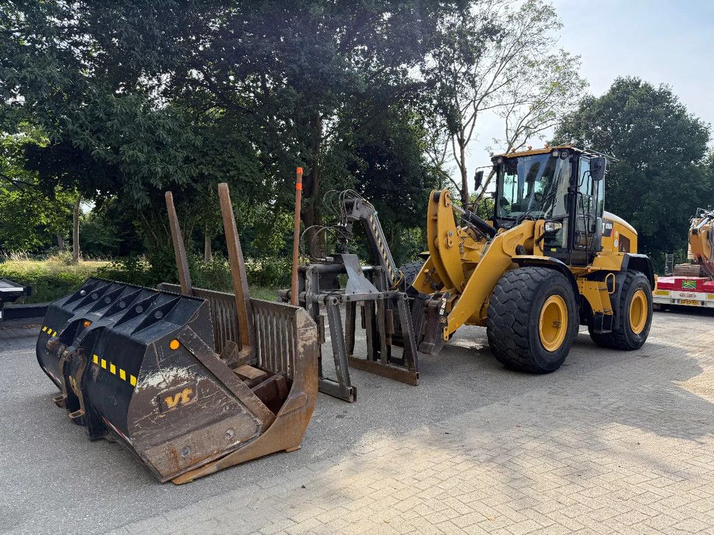 Caterpillar 926M 4 Buckets