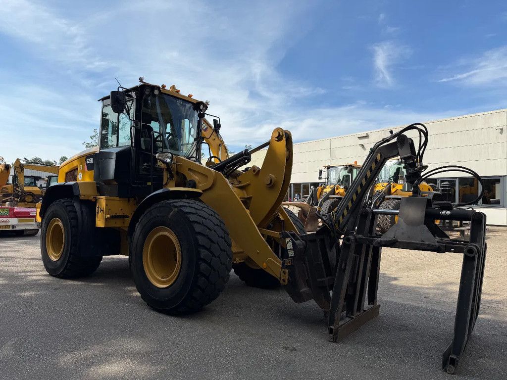 Caterpillar 926M 4 Buckets